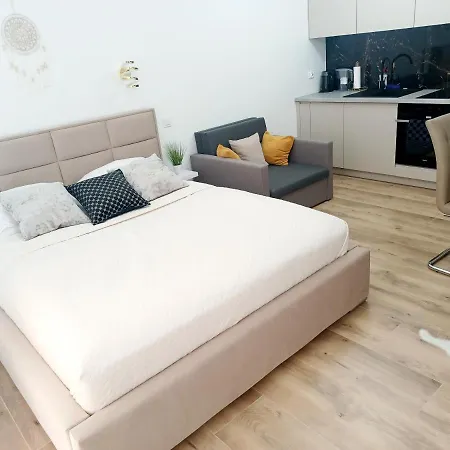 Ajp Gold Dabie 아파트 슈체친